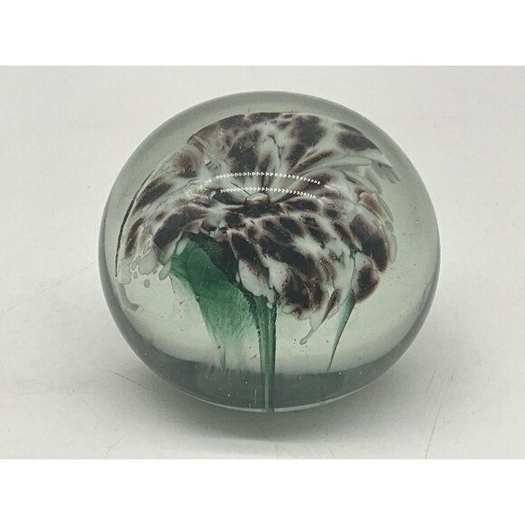 Hand Blown Glass Paperweight by The Glass Eye 1985 Etched Signed Floral Interior - Picture 8 of 16